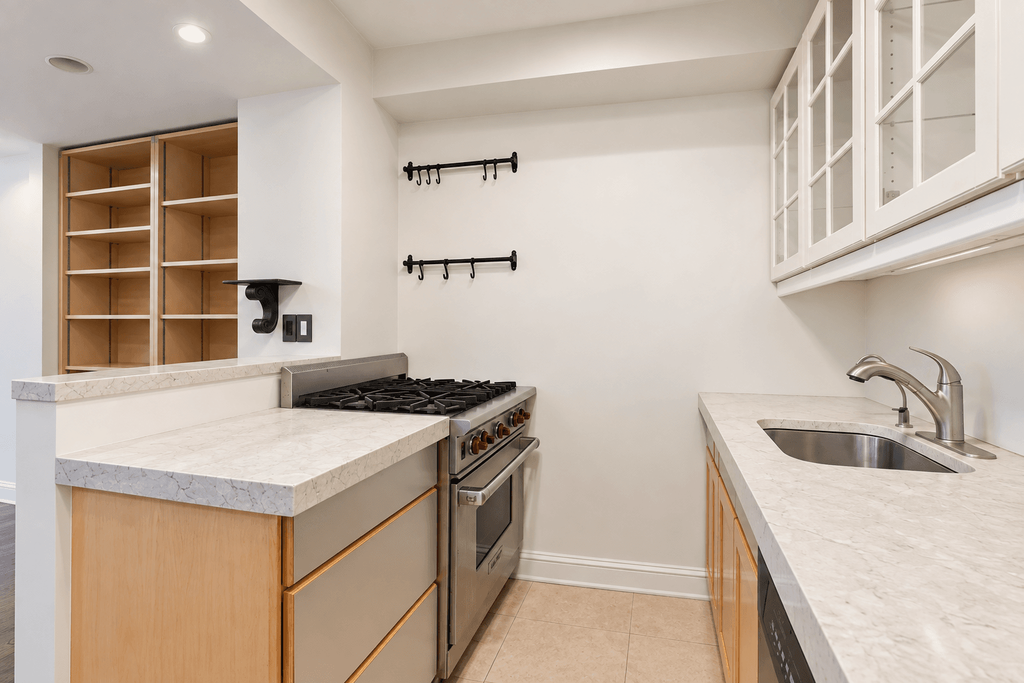 715 Park Avenue, Unit 3E photo 7