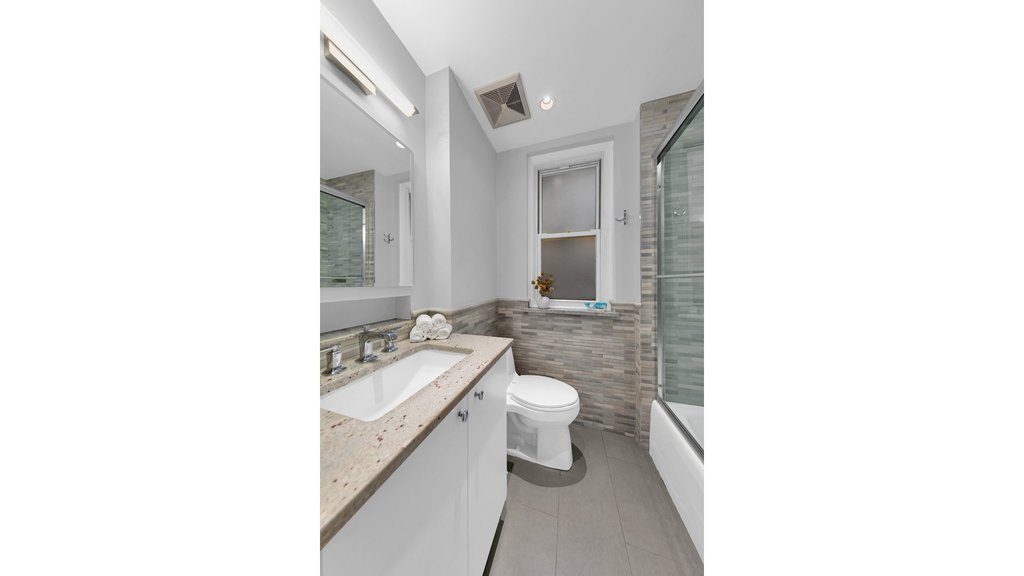 112 East 74th Street, Unit 4N photo 8