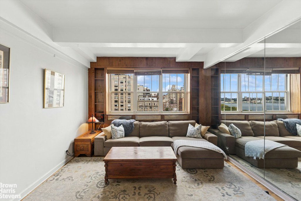 320 West 76th Street, Unit 10C photo 4