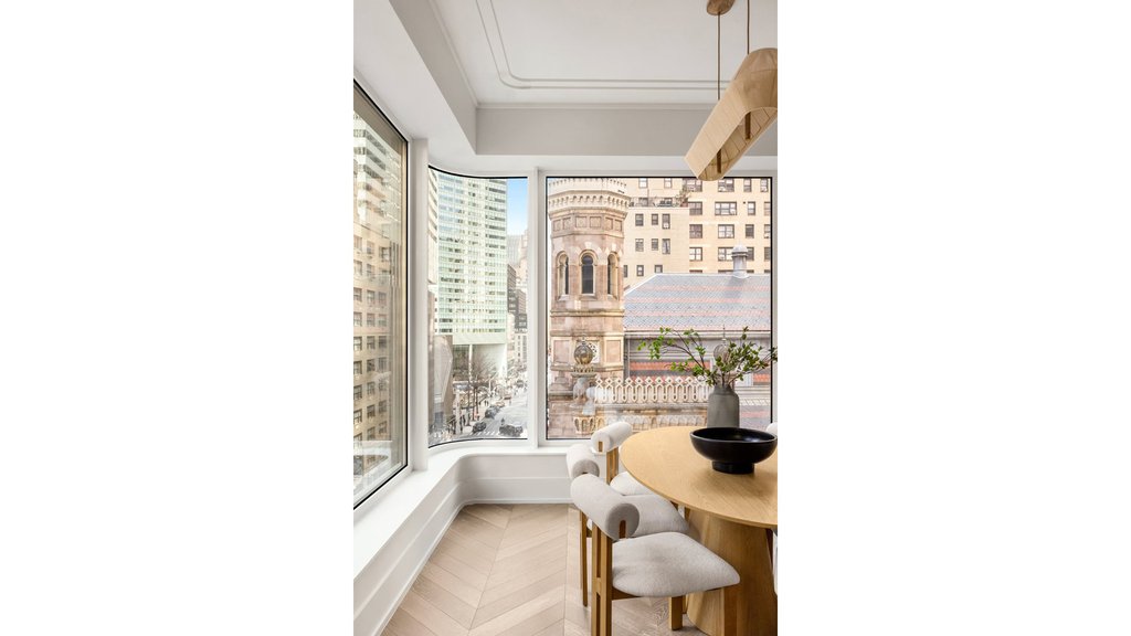 660 Lexington Avenue, Unit PHC photo 26