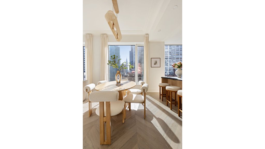 660 Lexington Avenue, Unit PHC photo 6