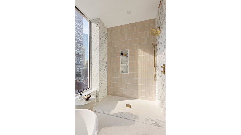 660 Lexington Avenue, Unit PHC photo 9