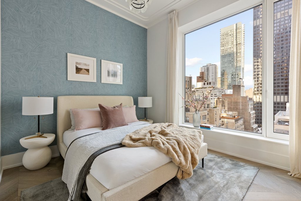 660 Lexington Avenue, Unit PHC photo 12