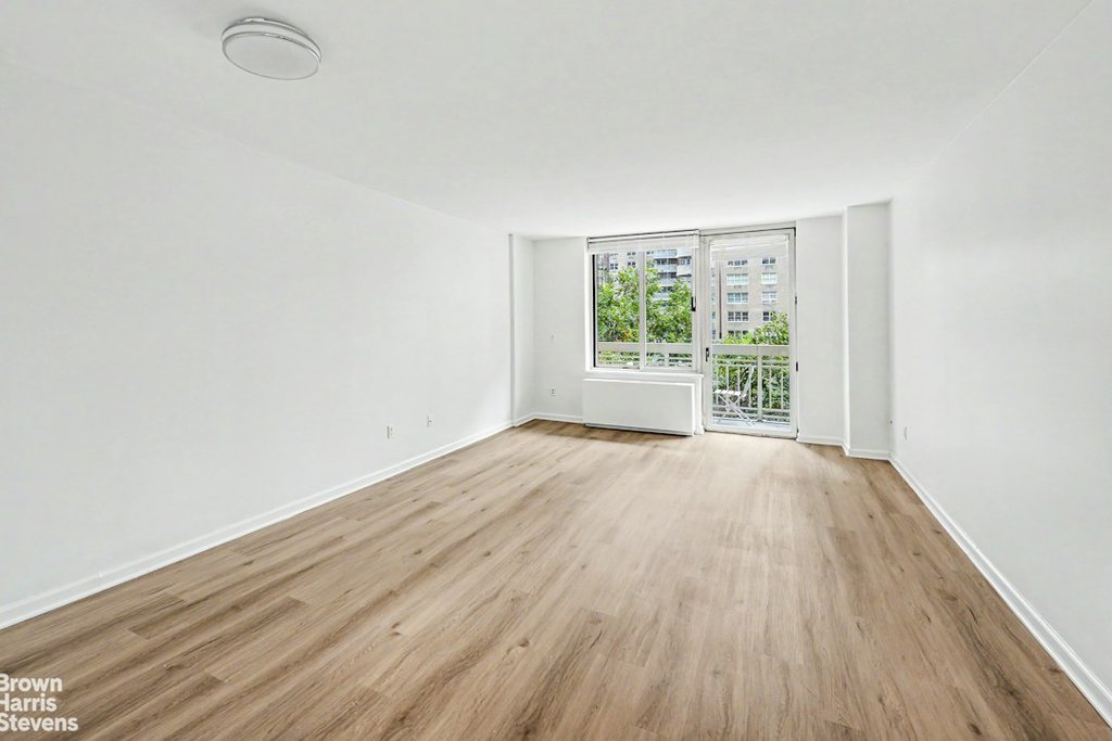 170 East 87th Street, Unit W6G photo 3