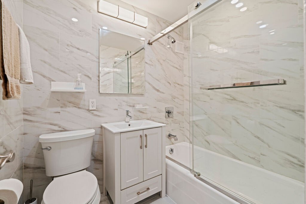 200 Central Park South, Unit 4M photo 16
