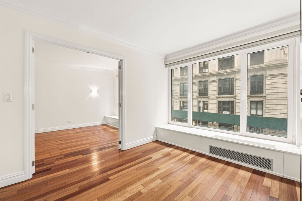 200 Central Park South, Unit 4M photo 5