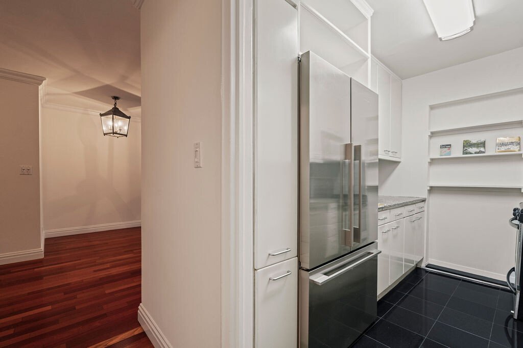 200 Central Park South, Unit 4M photo 9