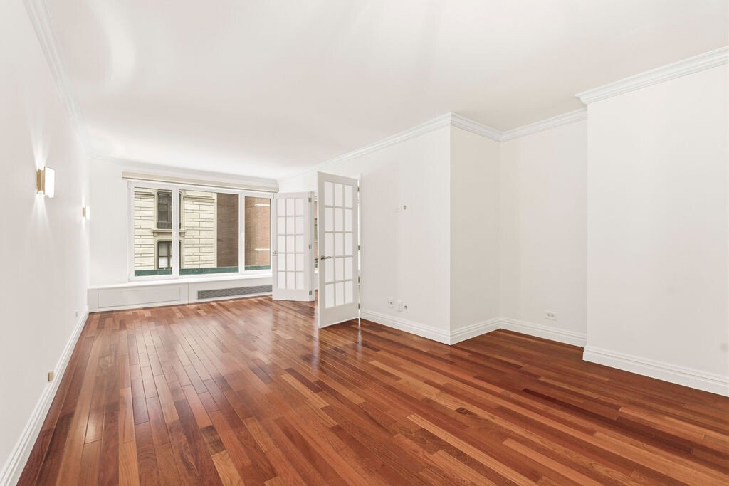 200 Central Park South, Unit 4M photo 12