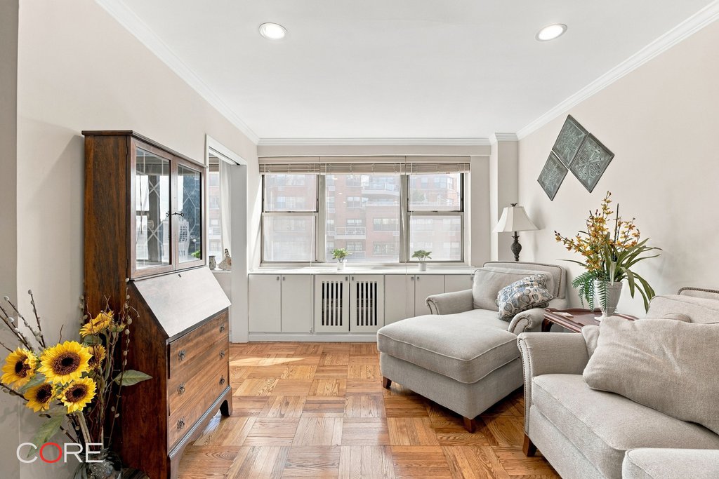 233 East 70th Street, Unit 16T