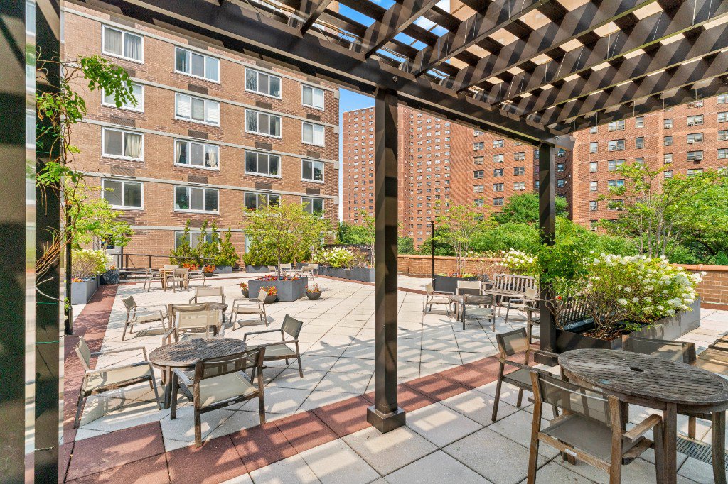 345 East 93rd Street, Unit 13G photo 16