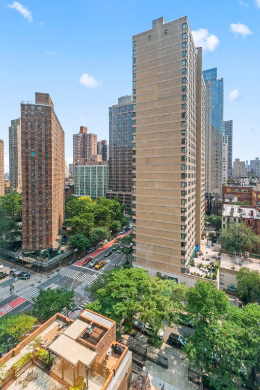 345 East 93rd Street, Unit 13G photo 17
