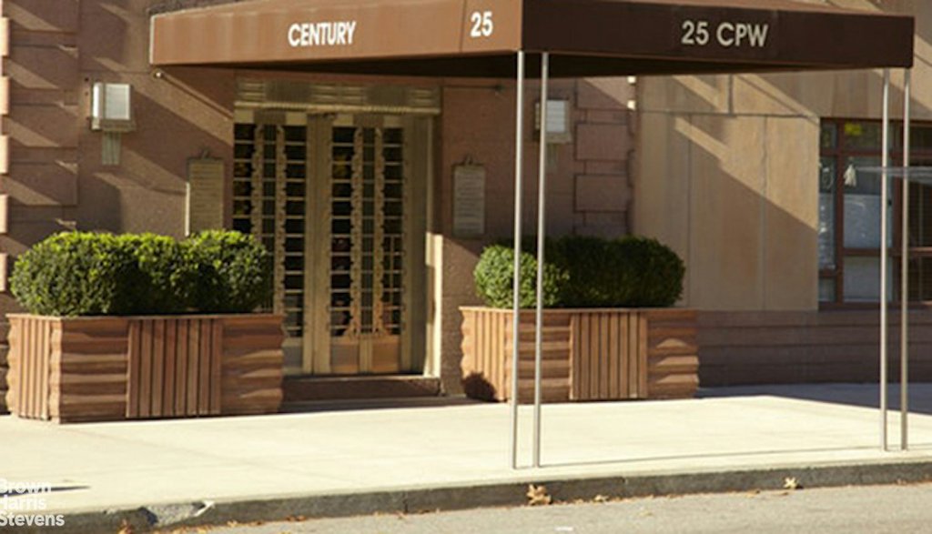 25 Central Park West, Unit 7T photo 8