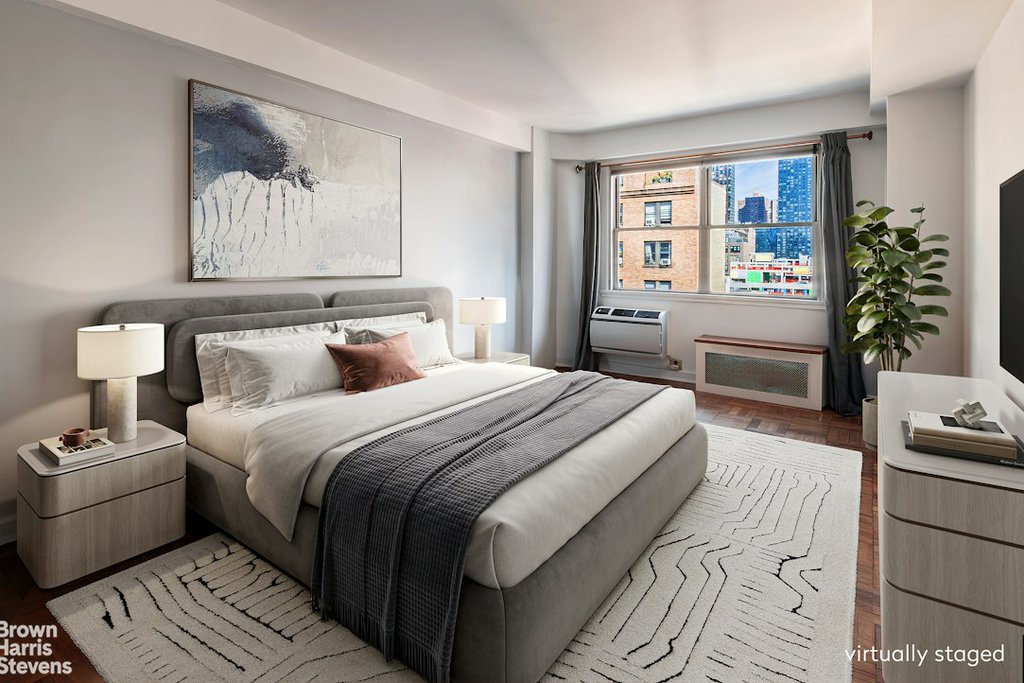 430 West 34th Street, Unit 17CD photo 4