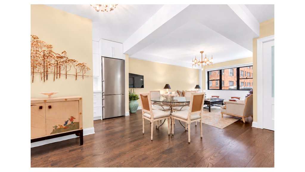 165 East 72nd Street, Unit 2M photo 3