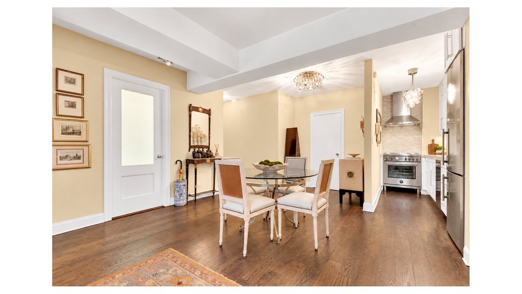 165 East 72nd Street, Unit 2M photo 5