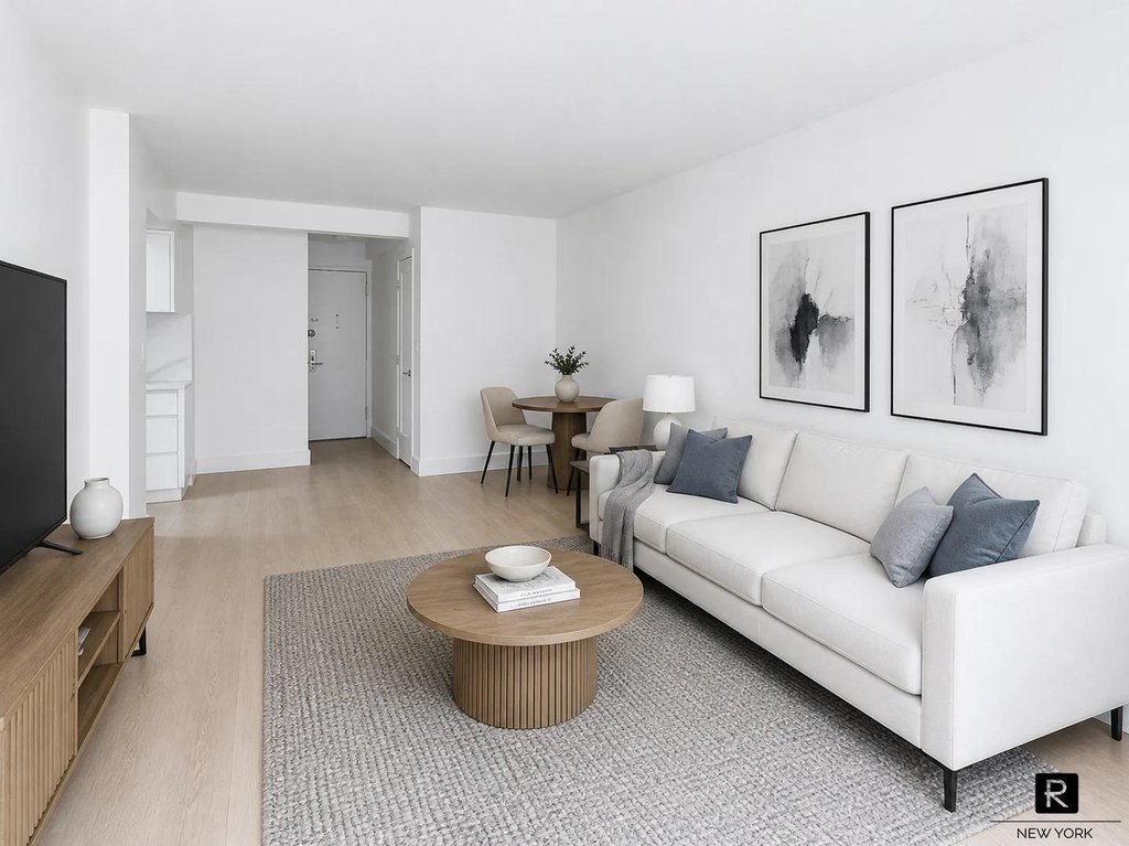 220 East 67th Street, Unit 4A photo 5