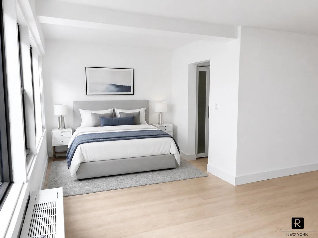 220 East 67th Street, Unit 4A photo 6