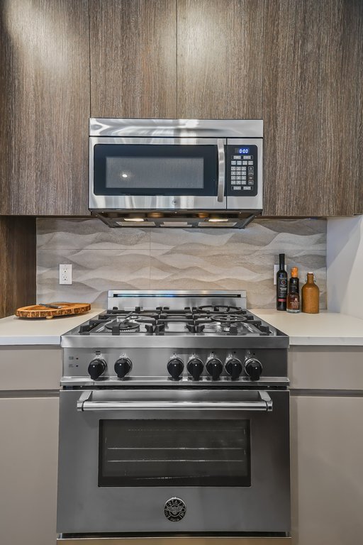 695 Sixth Avenue, Unit 1D photo 9