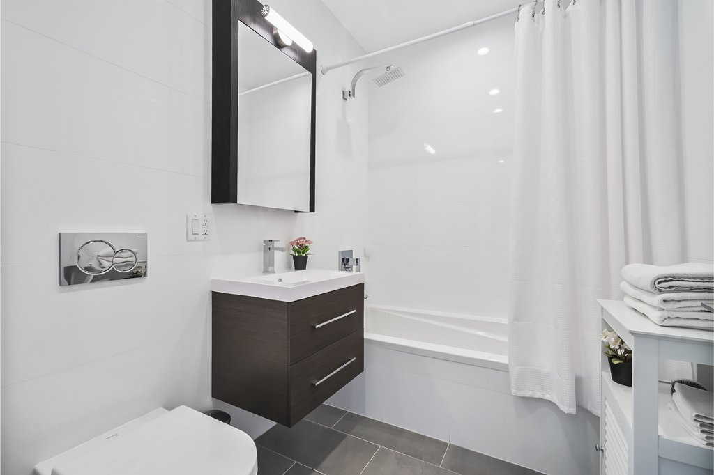 695 Sixth Avenue, Unit 1D photo 13