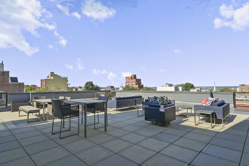 695 Sixth Avenue, Unit 1D photo 23