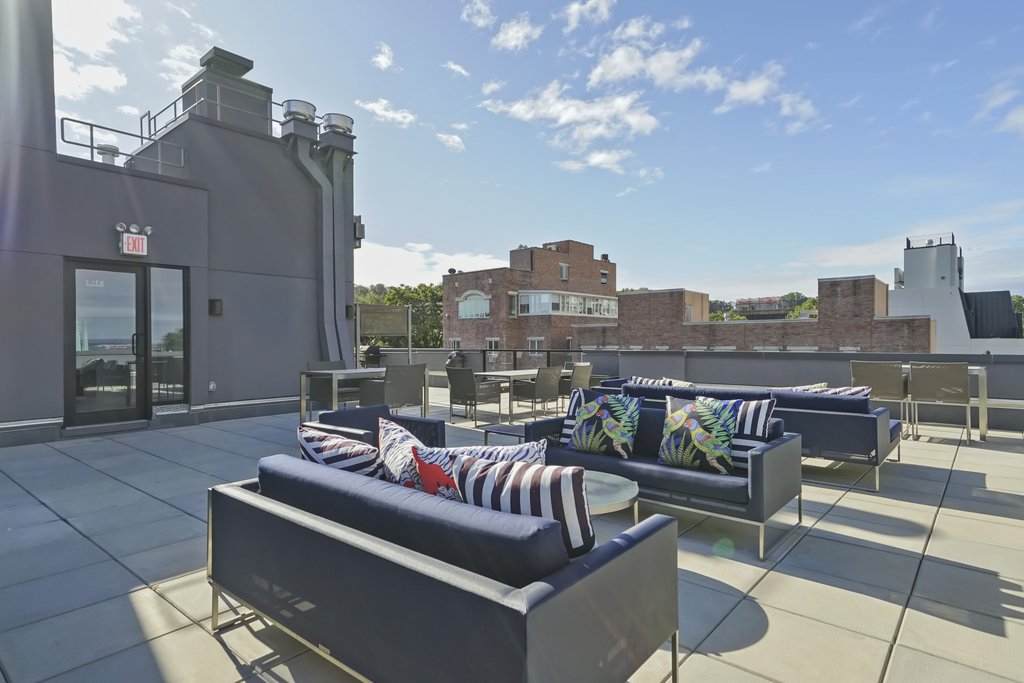 695 Sixth Avenue, Unit 1D photo 24