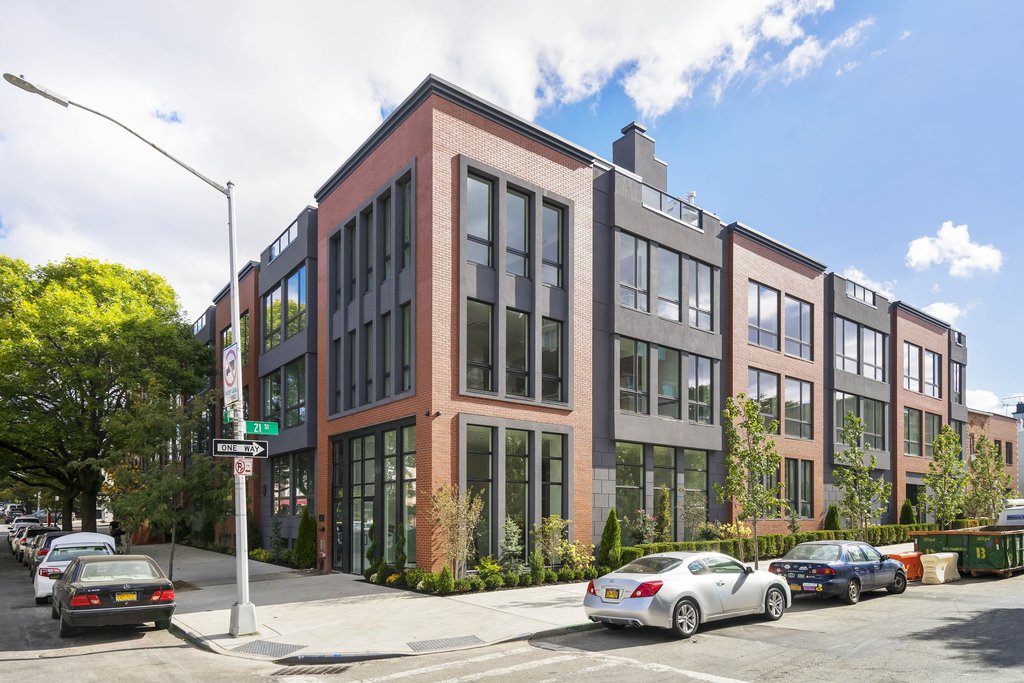 695 Sixth Avenue, Unit 1D photo 29