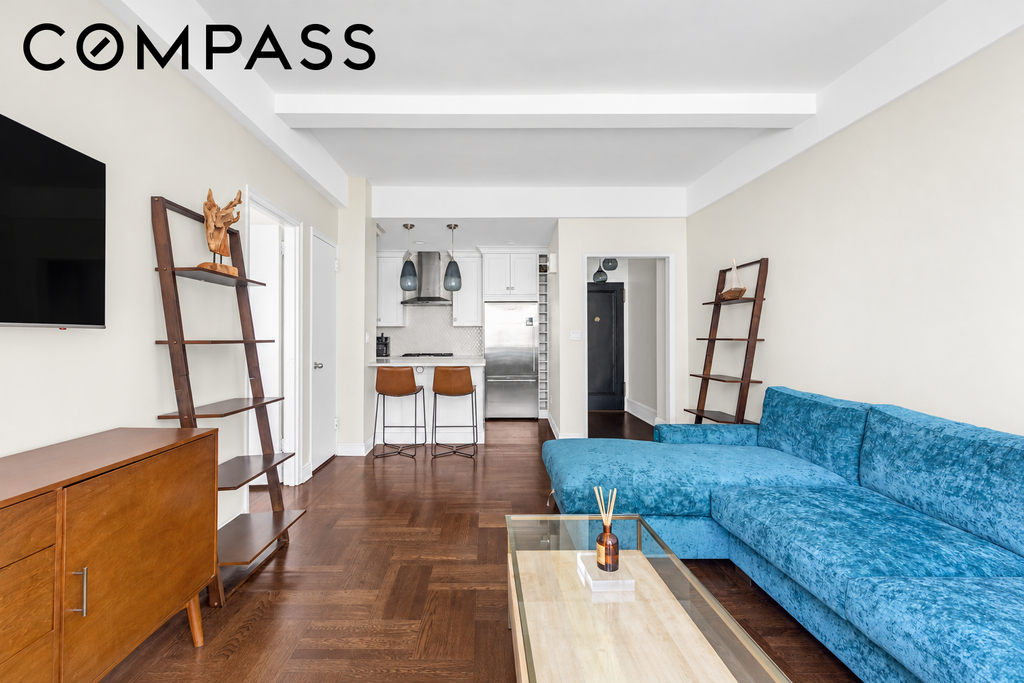 269 West 72nd Street, Unit 4A photo 4