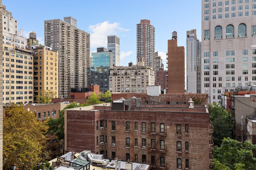200 East 78th Street, Unit 9A photo 6