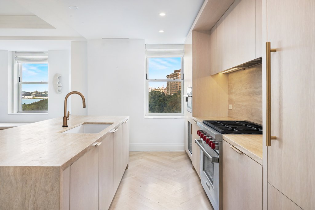 344 West 72nd Street, Unit 603 photo 21