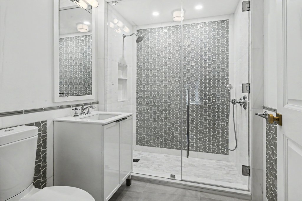 344 West 72nd Street, Unit 603 photo 25