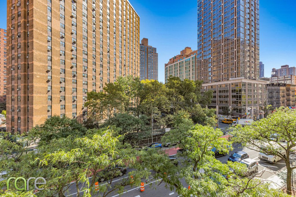 340 East 93rd Street, Unit 4D