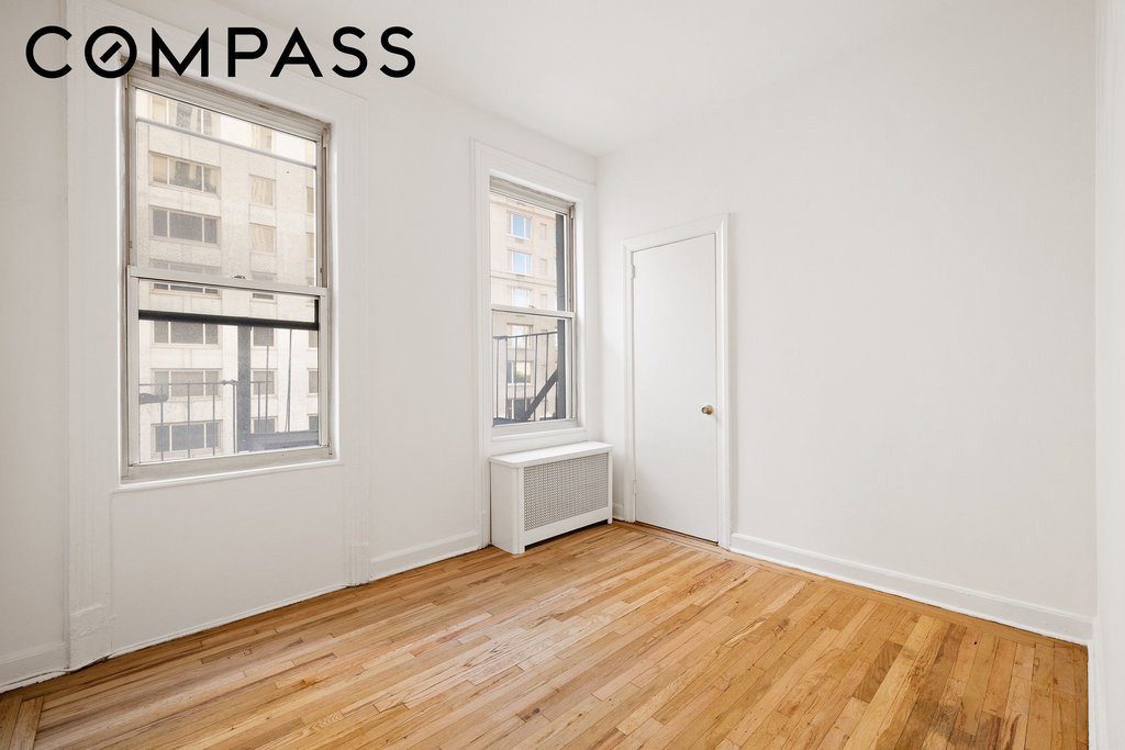 57 West 58th Street, Unit 8C photo 3
