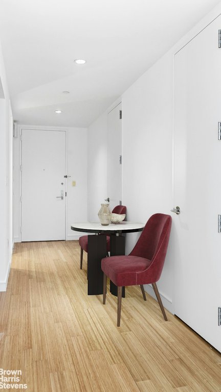 303 East 33rd Street, Unit 6K photo 8