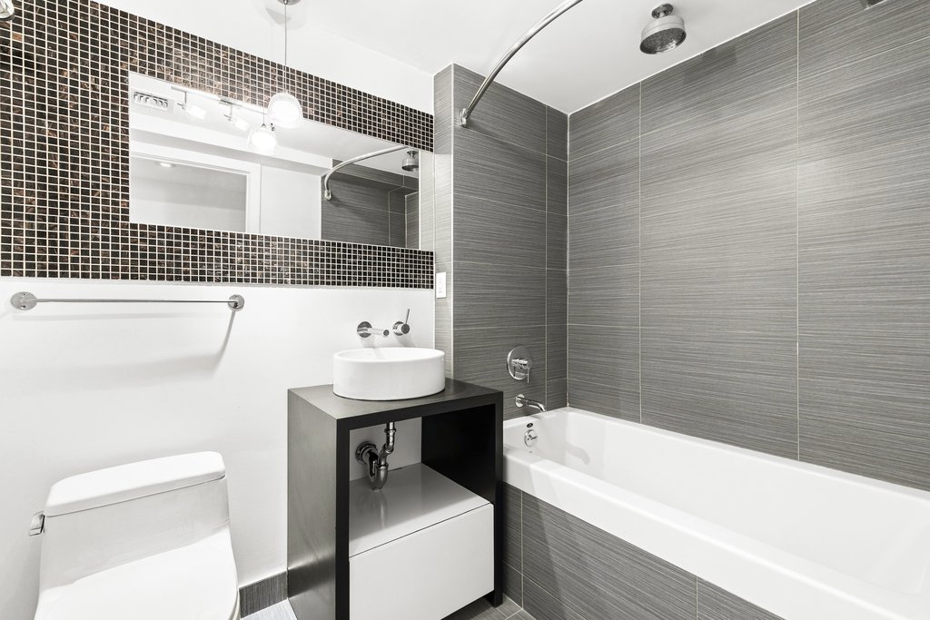 447 Humboldt street, Unit 2B photo 6