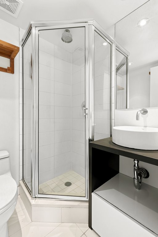 447 Humboldt street, Unit 2B photo 9