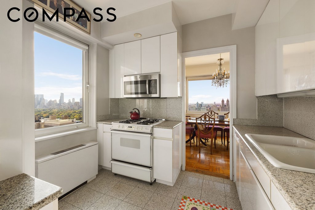 45 East 89th Street, Unit 31E photo 8