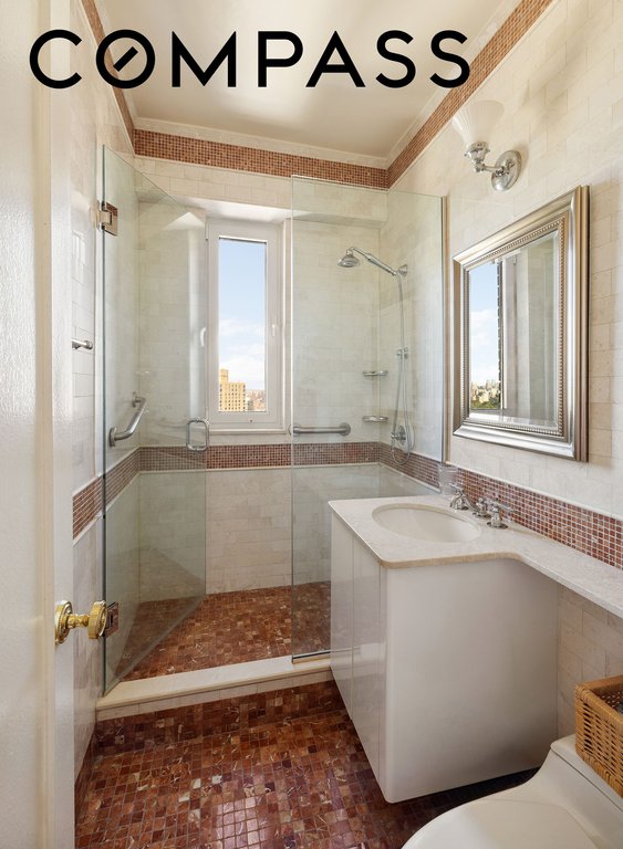 45 East 89th Street, Unit 31E photo 11