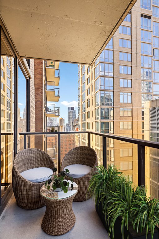 161 West 61st Street, Unit 15E photo 10