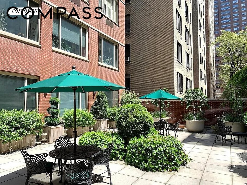 308 East 72nd Street, Unit 5D photo 15