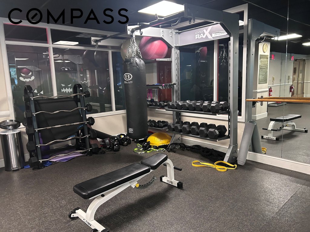 308 East 72nd Street, Unit 5D photo 17