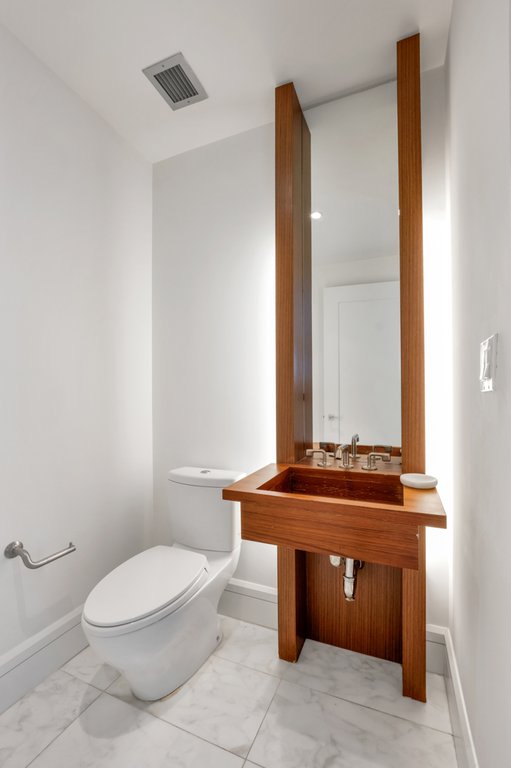60 Riverside Boulevard, Unit 2602 photo 10