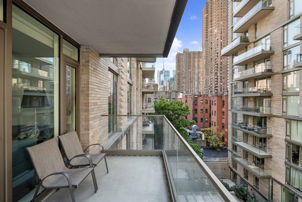 505 West 43rd Street, Unit 6D photo 7
