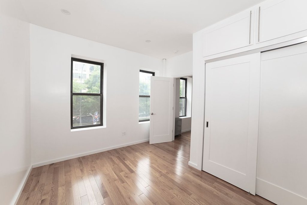 309 East Houston Street, Unit 2D photo 5