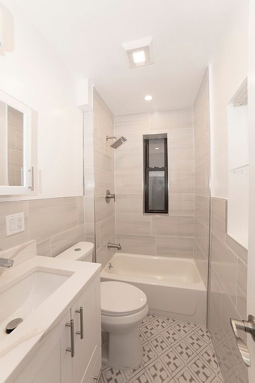 309 East Houston Street, Unit 2D photo 8