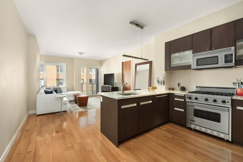 454 West 54th Street, Unit 5I photo 3