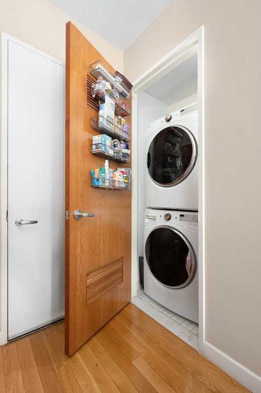 454 West 54th Street, Unit 5I photo 9