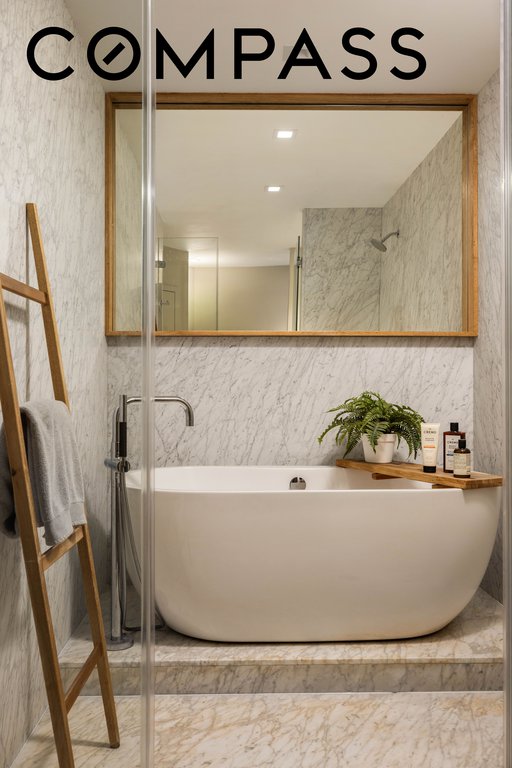 321 West 13th Street, Unit 6A photo 9