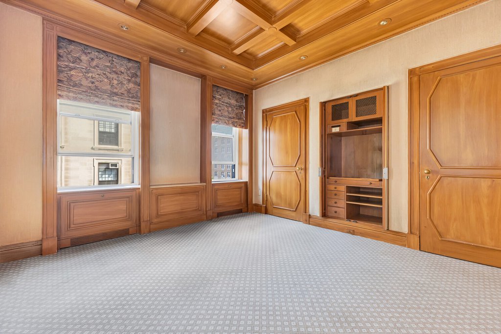 970 Park Avenue, Unit 4N photo 8