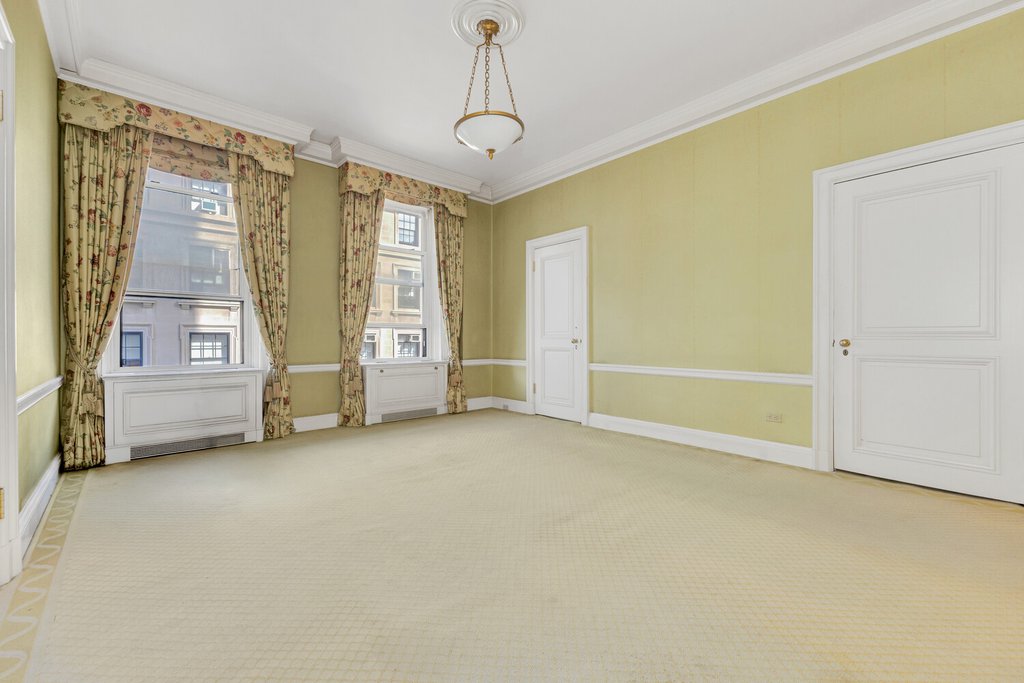 970 Park Avenue, Unit 4N photo 12
