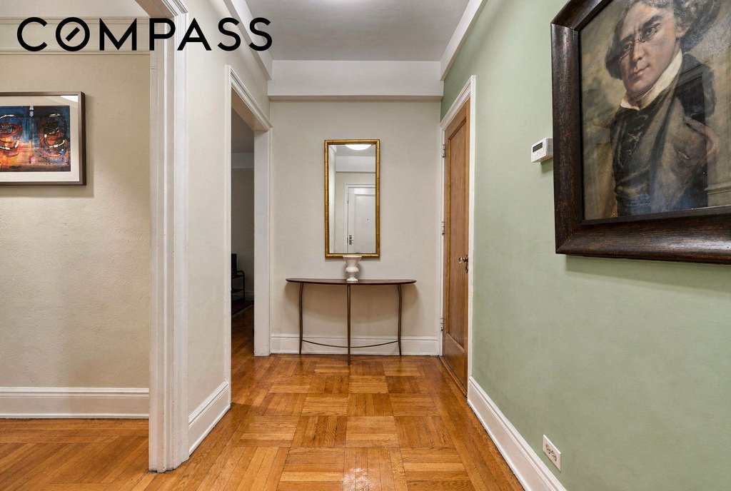 320 Riverside Drive, Unit 3H photo 4